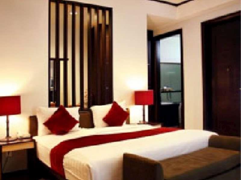Rumah Nenek Hotel And Restaurant Padang  Kültér fotó