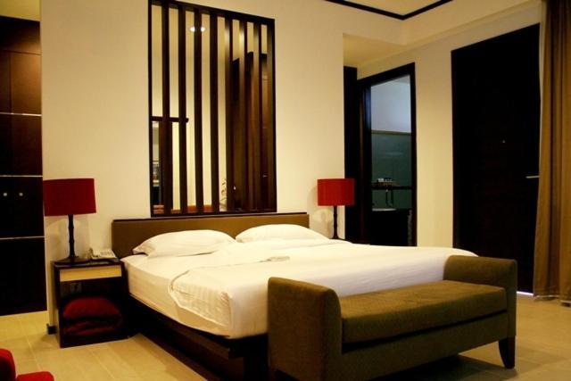 Rumah Nenek Hotel And Restaurant Padang  Szoba fotó