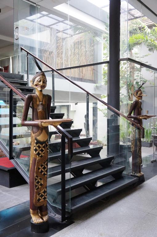 Rumah Nenek Hotel And Restaurant Padang  Kültér fotó
