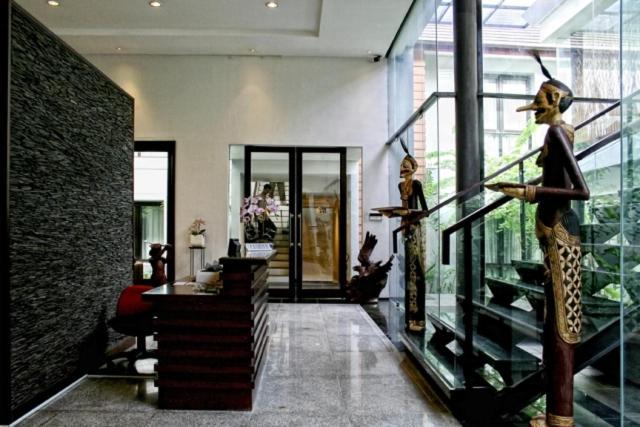 Rumah Nenek Hotel And Restaurant Padang  Kültér fotó