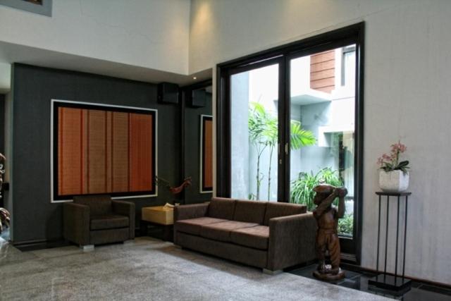 Rumah Nenek Hotel And Restaurant Padang  Kültér fotó